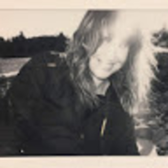 Meet your Posher, Kalyn - Picture 1 of 1